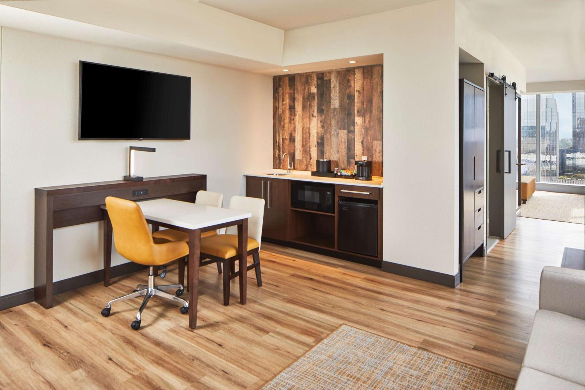 Embassy By Hilton Downtown Hotel Nashville