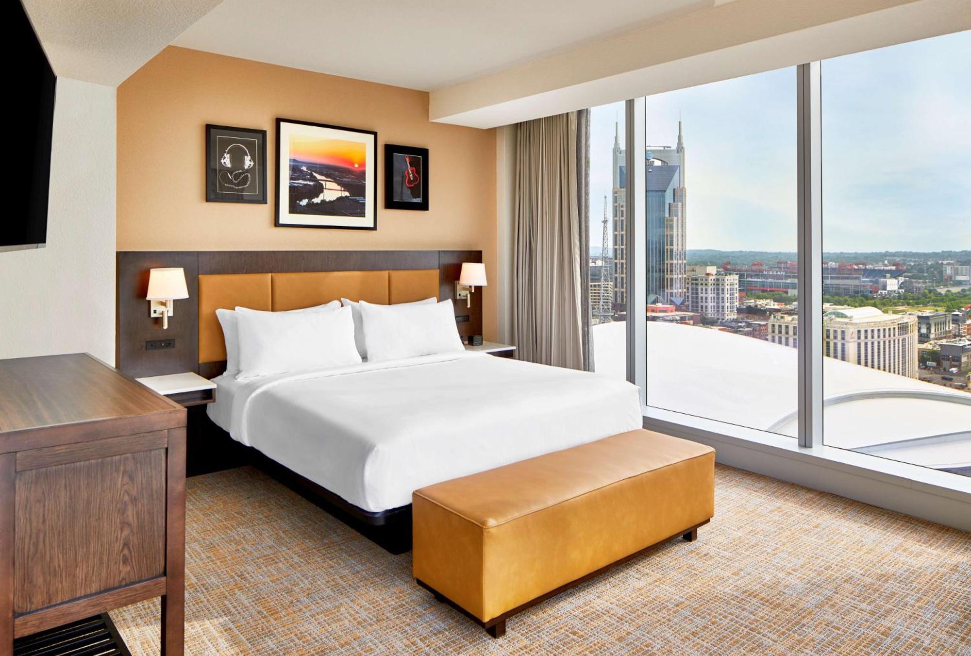 Embassy By Hilton Downtown Hotel Nashville